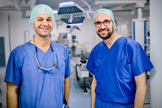 Prof. Hendrik Treede (Herzchirurgie) und Prof. Georg Nickenig (Kardiologie)